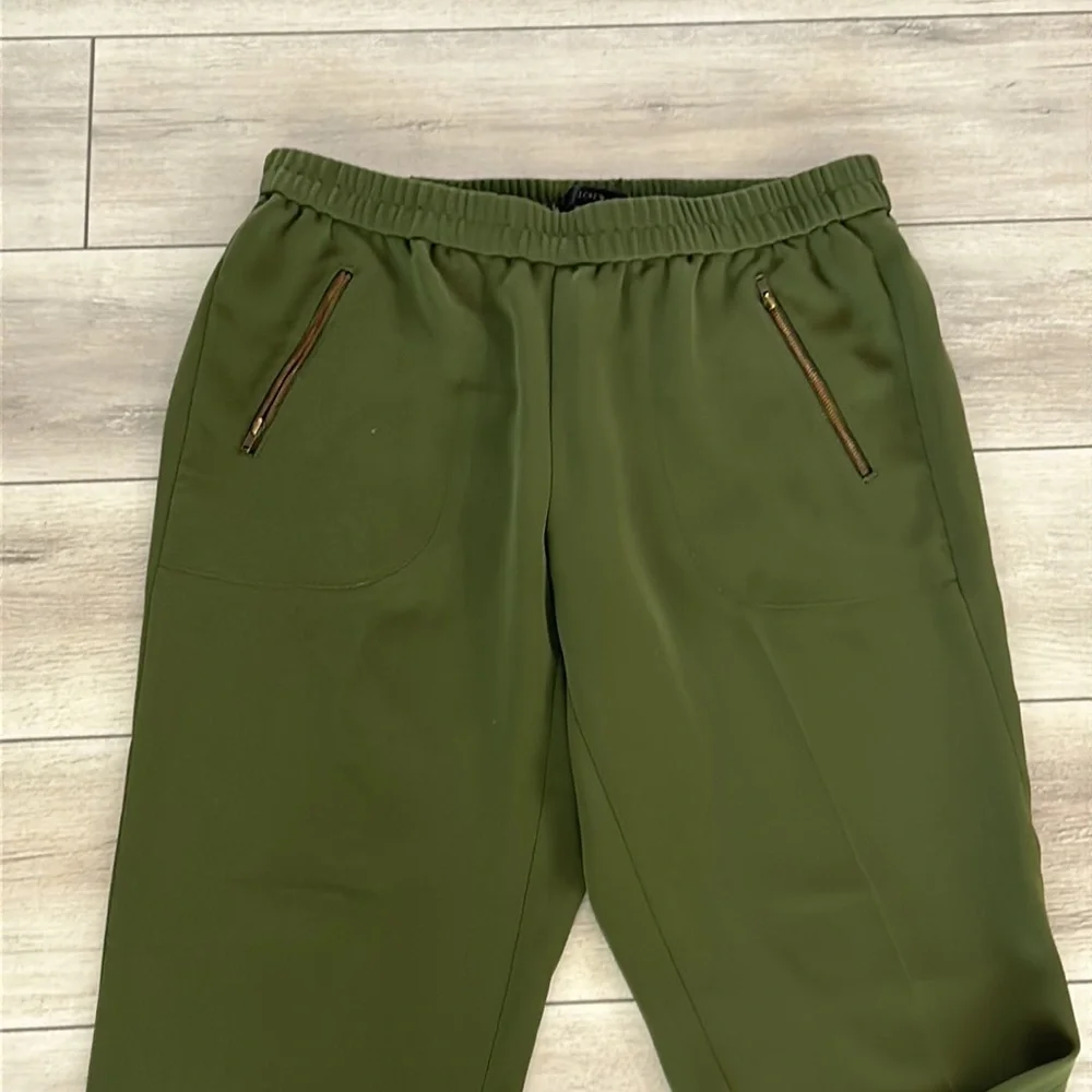 J. Crew Turner joggers size 6 army green
